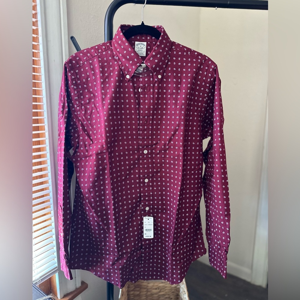 $120 NEW WITH TAGS Brooks Brothers Regent Button Down Medium Paisley Burgundy